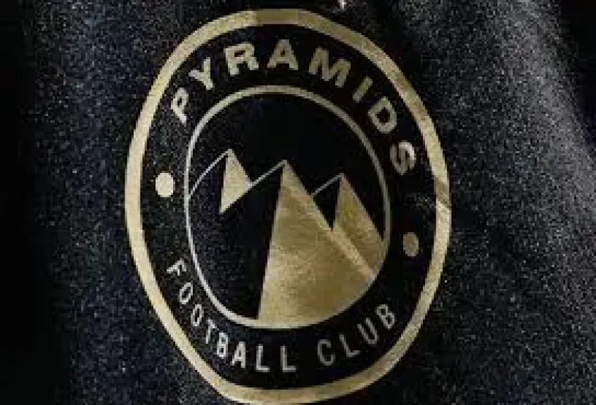 المستشار القانوني لنادي بيراميدز يرد على أزمة بلاغات لاعبي قطاع الناشئين