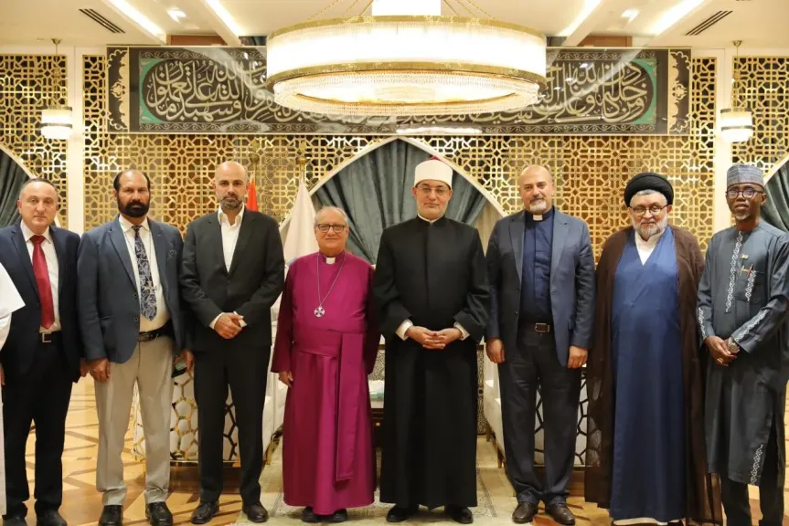 مفتي الجمهورية يستقبل وفد اللجنة التوجيهية لشبكة مراكز العلاقات المسيحية الإسلامية لبحث تعزيز التعاون في مجالات الحوار وصناعة السلام