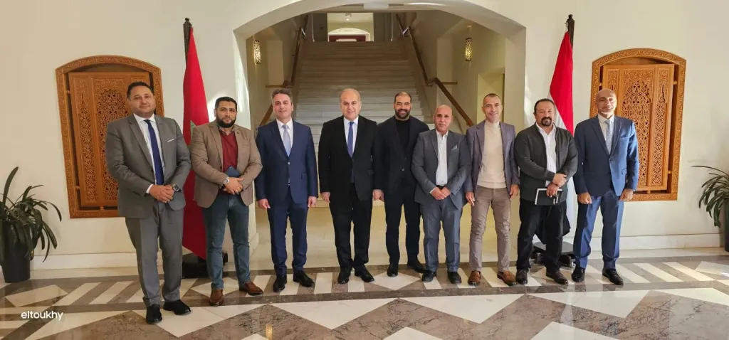 السفير أحمد نهاد يلتقي  أعضاء الجالية المصرية في المغرب  للتحضير لمشاركة مصر في بطولة كأس الأمم الإفريقية