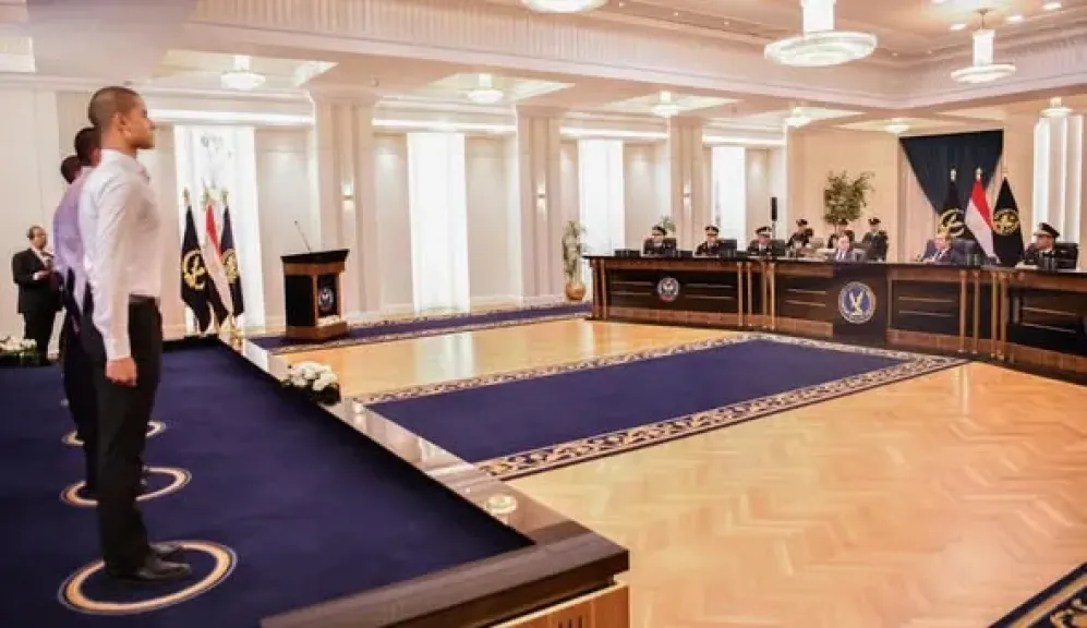 الرئيس السيسي: مصر لم تقع في عباءة الدين إلا بعد 1970