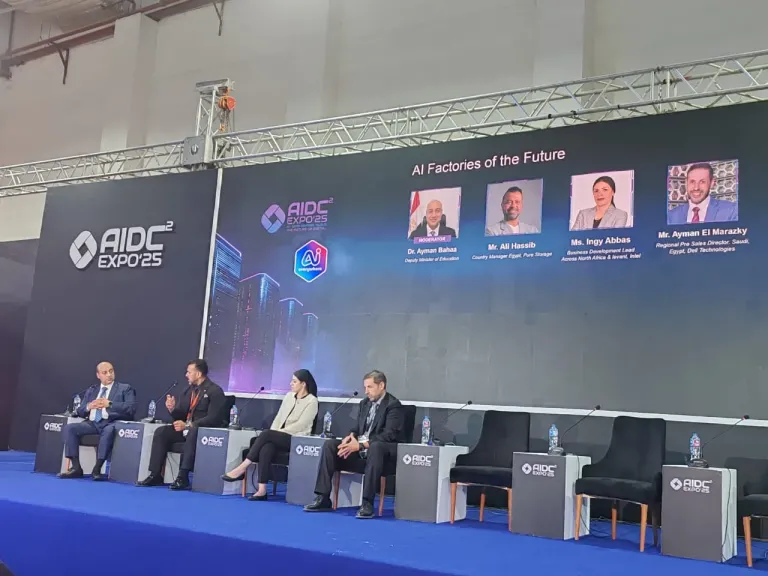 ​خبراء خلال مؤتمر AIDC 2025 التكامل بين البنى التحتية والموارد البشرية يحدد مصير التنافس العالمي