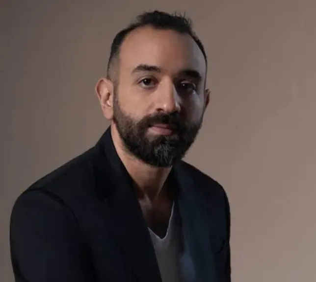 المخرج عمرو سلامة: لو كرست حياتي للرد على الرسائل مش هساعد حتى 1%