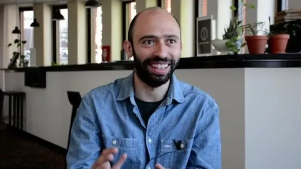 اللبناني نيكولا خوري يتحدث عن كواليس ”ثريا حبي” المعروض بمهرجان القاهرة السينمائي