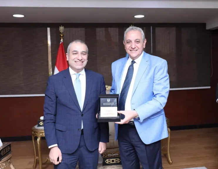 رئيس البنك الزراعي  يلتقي محافظ الغربية لدعم جهود تحقيق التنمية الزراعية وتحفيز الاستثمار في القطاعات الإنتاجية بالمحافظة