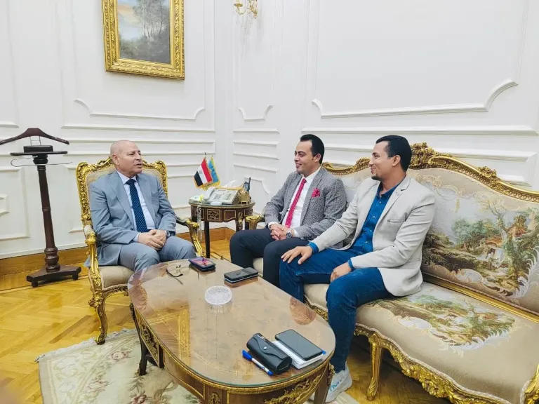 ”الشاذلي” يلتقي محافظ القاهرة لبحث سُبل التعاون