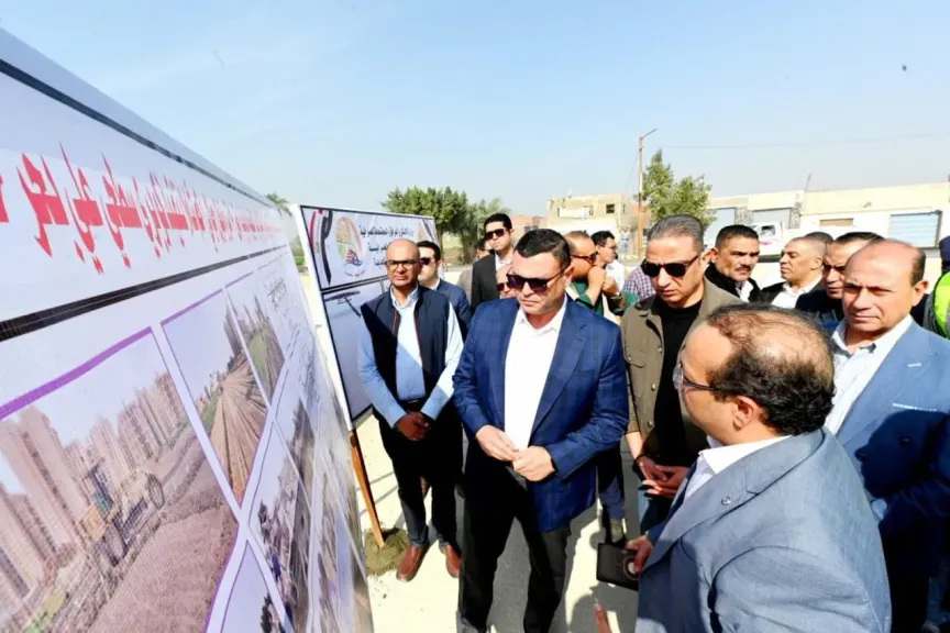 وزير الإسكان يتفقد محطة مياه بـ120 ألف م3 لخدمة الفيوم