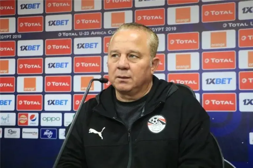 رسائل شوقي غريب لجماهير وإدارة المريخ بعد تخطي وصيف الدوري الموريتاني في أول ظهور رسمي