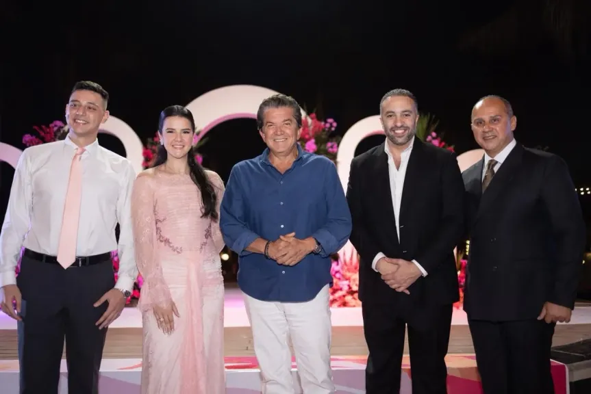 في مقدمتهم بيبو والمجري.. مرجان يحتفل بخطوبة ابنته وسط حضور رفيع المستوى