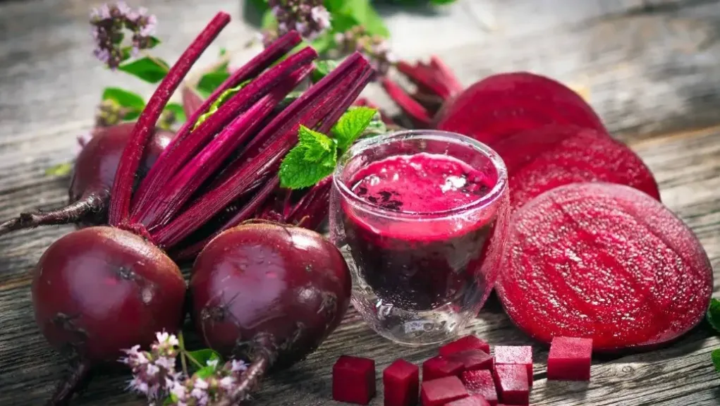 تعرف علي فوائد البنجر للشعر والبشرة