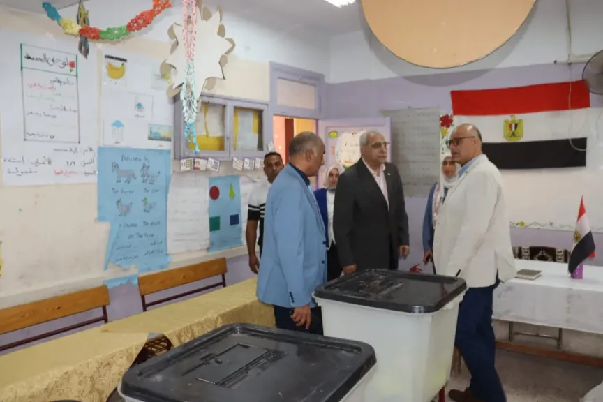 ساعات من التصويت.. محافظ القليوبية يتفقد اللجان ويؤكد: مستعدون لاستقبال الناخبين