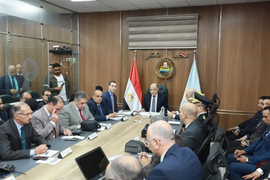 محافظ كفرالشيخ يترأس غرفة العمليات الرئيسية مع انطلاق انتخابات النواب 2025.. داعياً الناخبين للمشاركة فى صناعة المستقبل