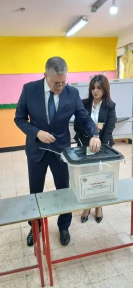 وزير البترول والثروة المعدنية يُدلي بصوته في انتخابات مجلس النواب في المرحلة التانيه