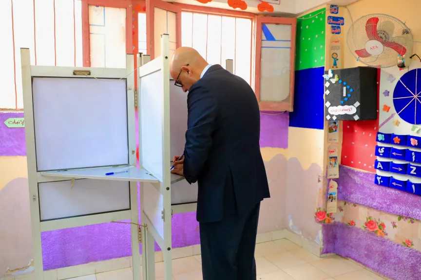 وزير التعليم يدلي بصوته في انتخابات مجلس النواب 2025: المشاركة واجب وطني