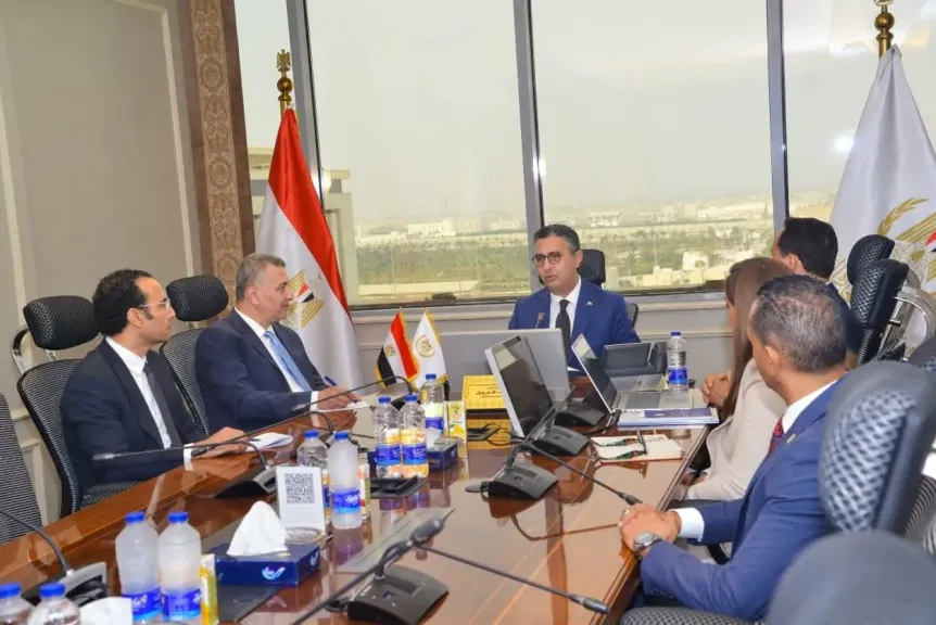 وزير التموين يعقد اجتماعًا موسعًا لمتابعة خطط تطوير جهاز تنمية التجارة الداخلية