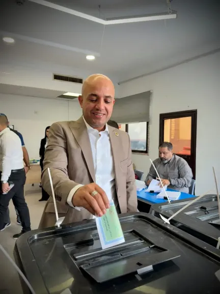أمين الأمانة المركزية بالشعب الجمهوري يدلي بصوته في الانتخابات البرلمانية 2025