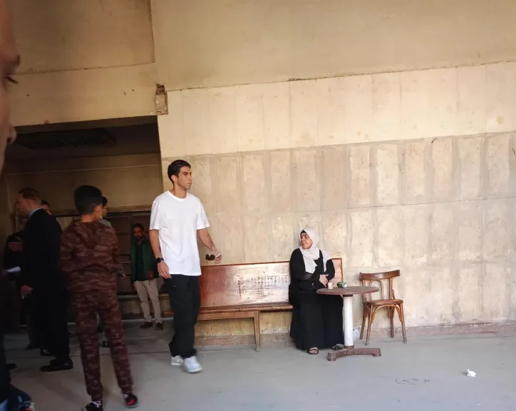 شريف إكرامي يصل قاعة الجنايات.. إنطلاق ثالث جلسات محاكمة رمضان صبحي في قضية “تزوير الامتحانات”