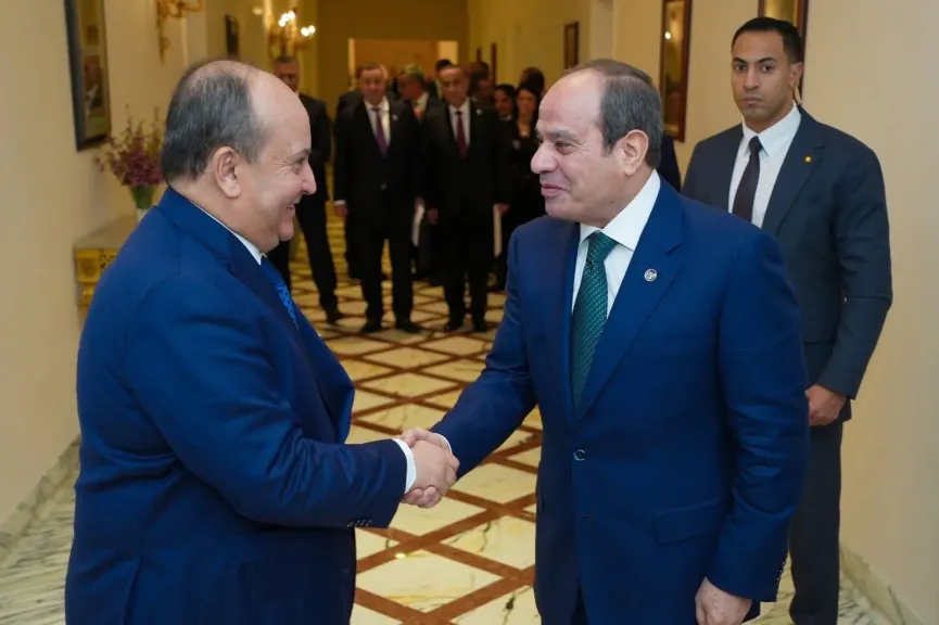 الرئيس السيسي والوزير الأول الجزائري يشددان على أهمية تجنب أي تصعيد لما سوف يترتب عليه من تداعيات وخيمة