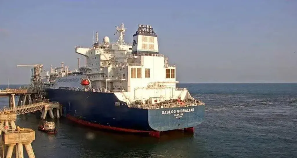 وزارة البترول تعلن عن كشف بترولي جديد في خليج السويس بنحو 3 آلاف برميل من الزيت الخام يوميًا