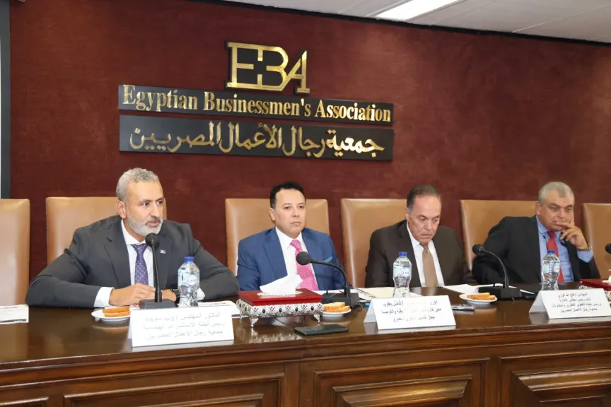 خبراء ورجال أعمال يطالبون ببرنامج لتصدير خدمات المقاولات