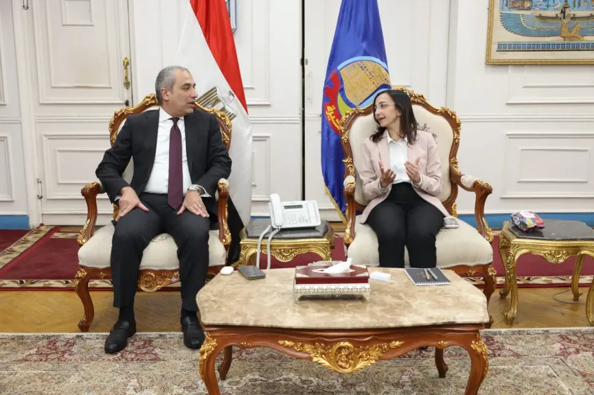 رئيس البنك الزراعي  يستعرض مع  محافظ البحيرة برامج تمويل صغار المزارعين لتحقيق التنمية الزراعية والريفية