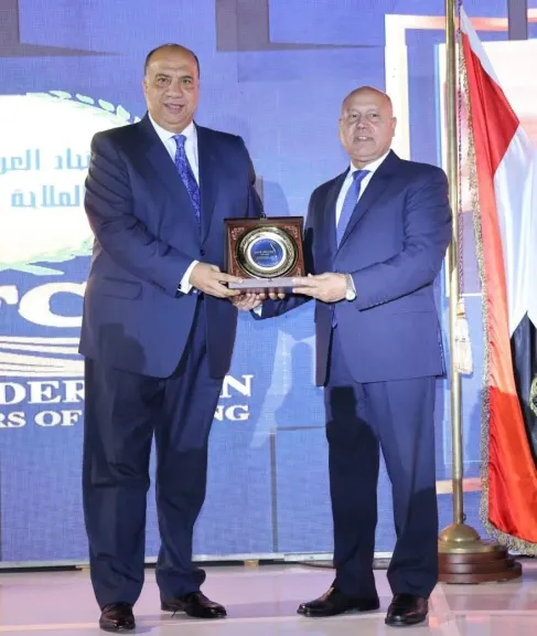 رئيس غرفة ملاحة الإسكندريةيشارم قيادات الوفد المصري في لندن لدعم ترشح مصر في المنظمة البحرية الدولية (IMO)