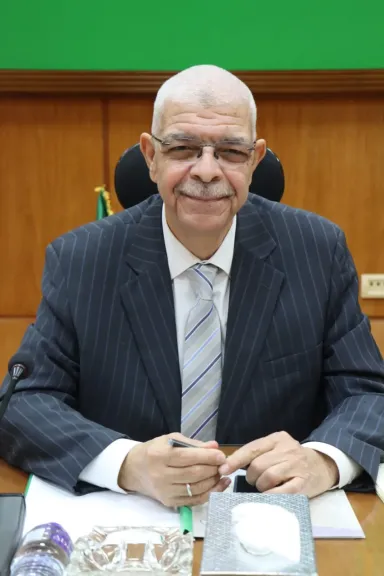 قرار جمهوري بتعيين الدكتور حسام عوض عميدًا لكلية العلوم بجامعة المنوفية