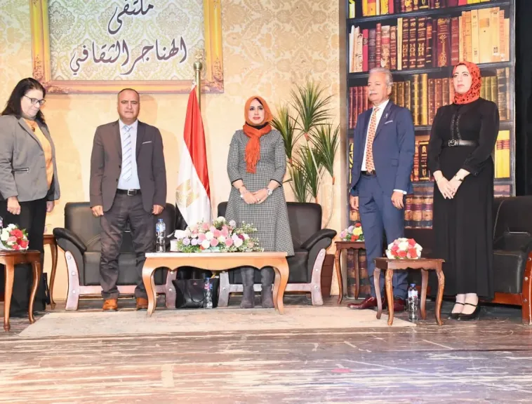 المستشار عصام شيحة يوصي بتحديث التشريعات لتغطى الإبتزاز  والتشهير الإلكتروني