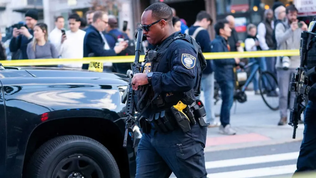 بعد هجوم البيت الأبيض: أمريكا تتخذ أول إجراء حاسم تجاه المهاجرين الأفغان