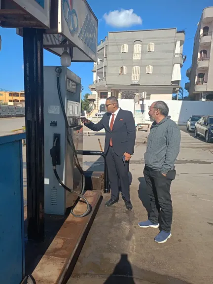 تموين كفر الشيخ تضبط كميات كبيرة من السولار والملح والتمور داخل منشآت غير مرخصة