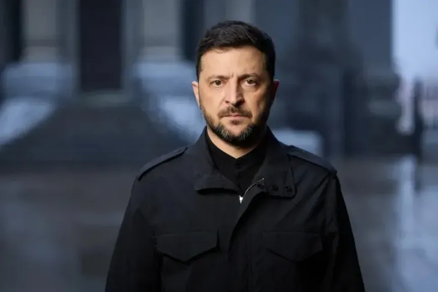 مداهمة منزل رئيس مكتب الرئيس الأوكراني تؤدي إلى استقالته وسط فضيحة فساد كبرى