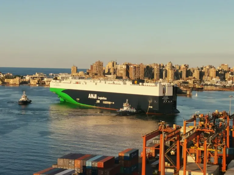 ميناء الأسكندرية يستقبل أكبر ناقلة سيارات في العالم ANJI PROSPERITY في أولى رحلاتها بالبحر المتوسط