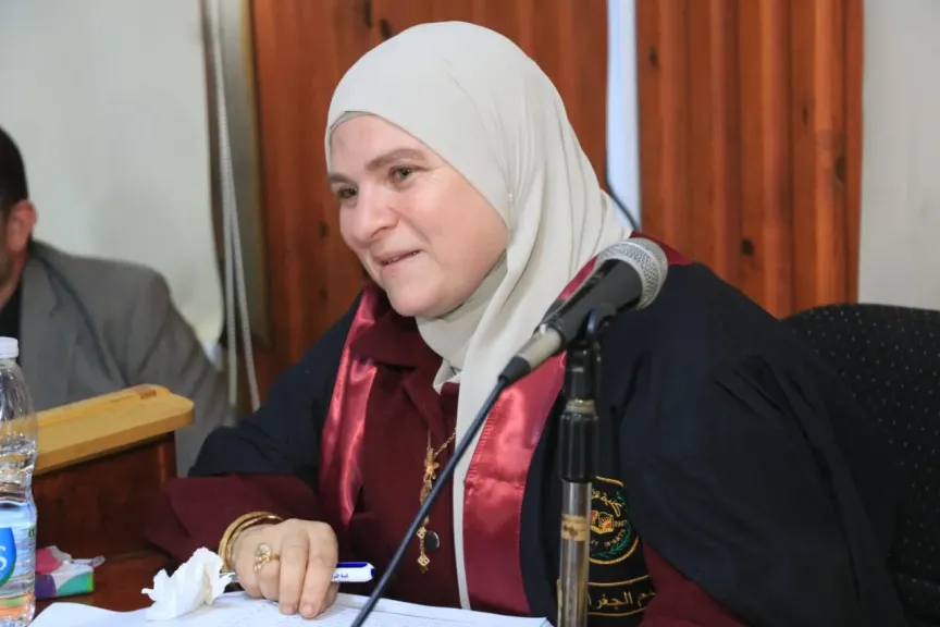 النائب أسامة شرشر يهنئ السيدة رشا مجدي الجندي بحصولها على درجة الماجستير في الجغرافيا بتقدير امتياز