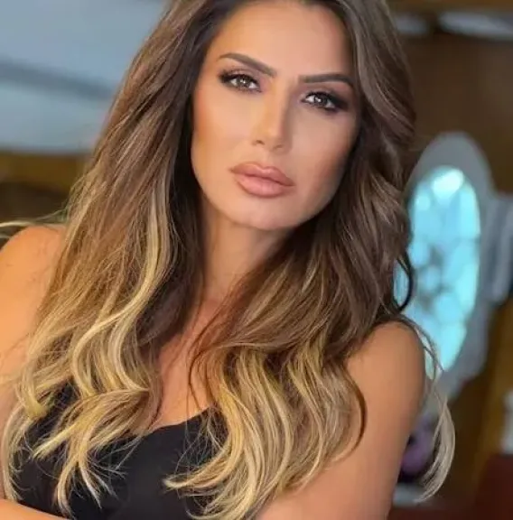 إنا لله وإنا إليه راجعون.. نجلاء بدر تعلن وفاة خالها لواء عبد الكريم سعد