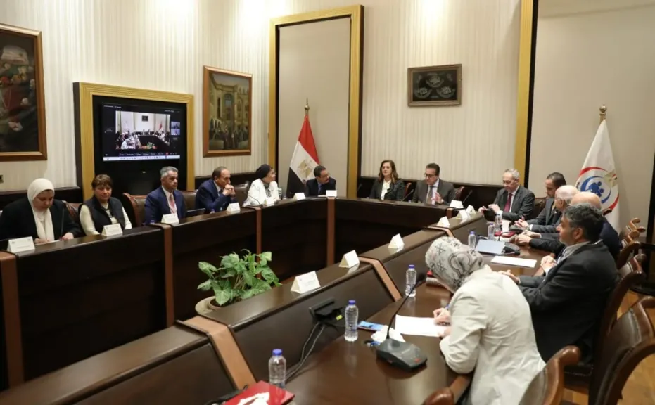 وزير الصحة يترأس اجتماع اللجنة الاستشارية العليا للتنمية البشرية