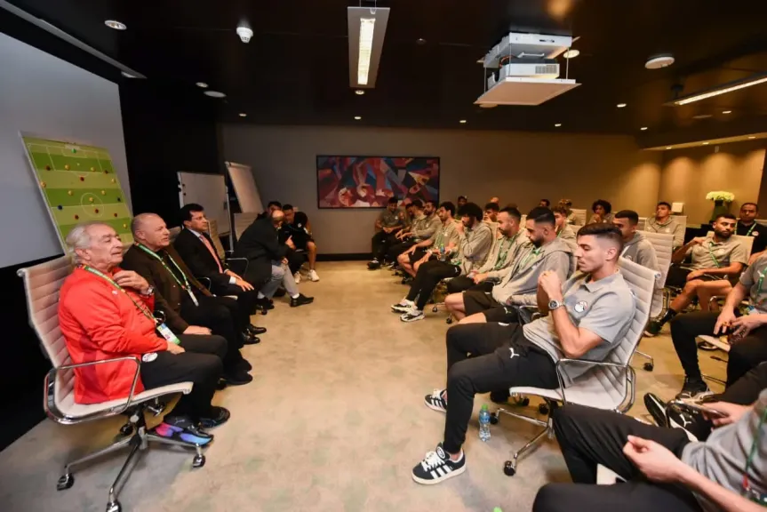 وزير الرياضة وأبوريدة يُحفزان منتخب مصر المُشارك في كأس العرب قبل مواجهة الكويت