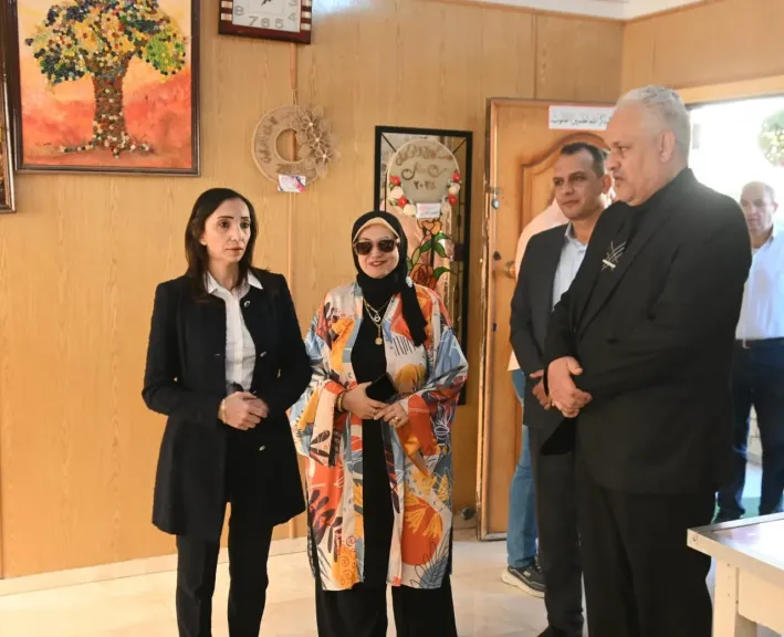 محافظ البحيرة تتفقد عددا من لجان انتخابات مجلس النواب بدمنهور