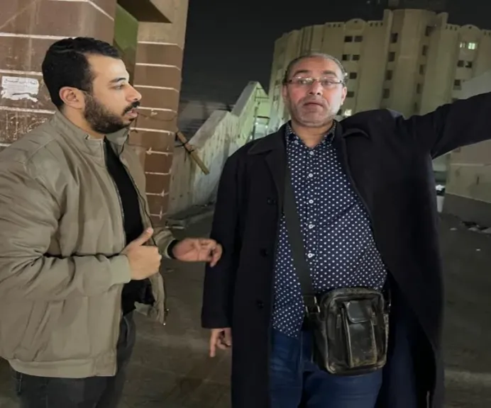 «عايز أجري من ربنا».. صاحب مطعم بوسط البلد يعثر على 300 ألف جنيه ويعيدها لصاحبها دون تردد