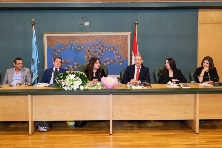 نقيب الإعلاميين يستعرض رؤية تحليلية ونقدية لرواية “السرشجي” بنقابة الصحفيين