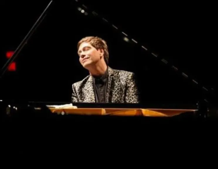 في أولى زياراته لمصر.. الأوبرا تستقبل الموسيقار العالمي ستيف بركات في ليلة تخلّد موسيقاه وأنشودته الأممية