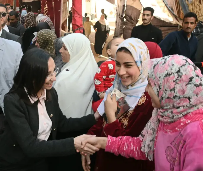 محافظ البحيرة تتفقد عددًا من لجان انتخابات مجلس النواب بدمنهور