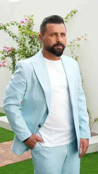 النجم السوري ريتشارد يطلق أغنية نيالا احتفالاً بسوريا