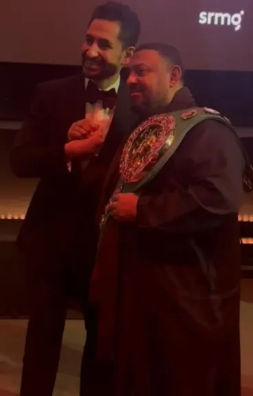 أمير المصري يتلقى تهنئة خاصة من الملاكم نسيم حميد بعد  تجسد شخصيته في فيلم Giant