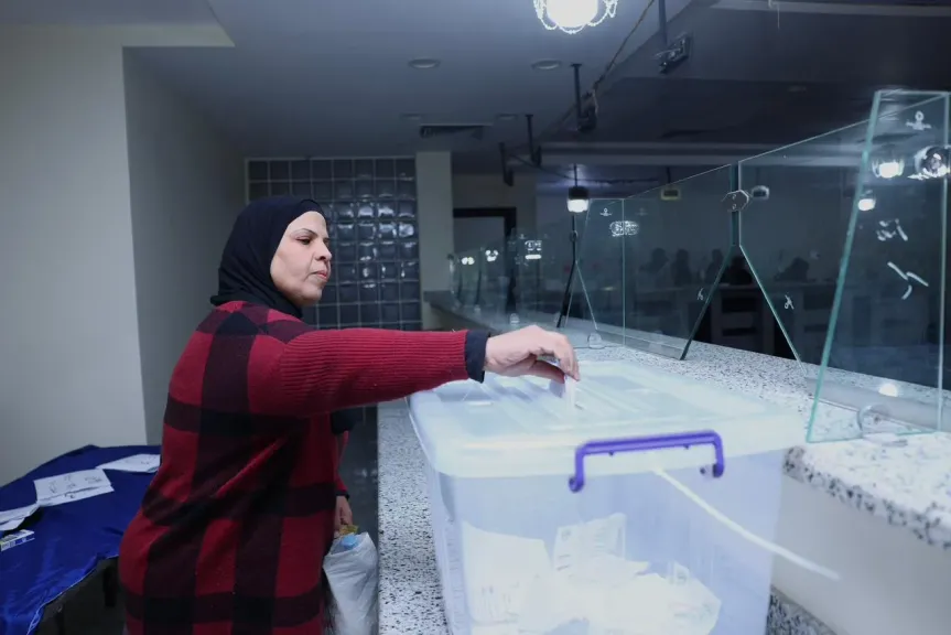 إقبال كثيف مع انطلاق التصويت في عمومية المحامين لحسم زيادة المعاشات