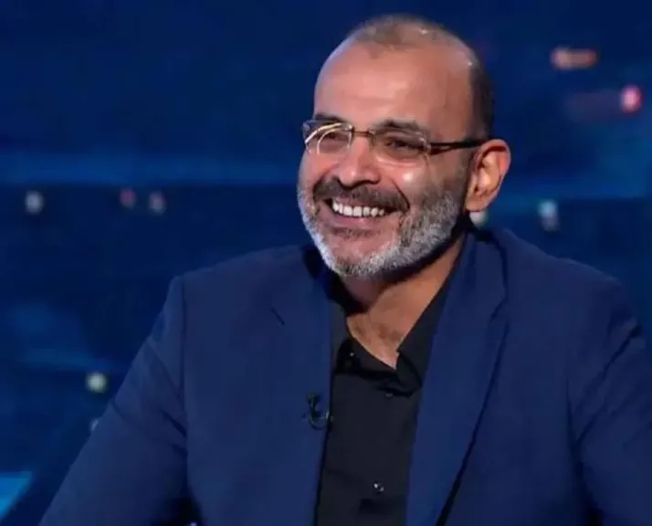 أيمن بهجت قمر عن طفولته:محظوظ بأبويا وبأمي وبجوز أمي