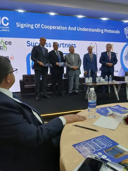 البورصة المصرية تشارك في قمة التكنولوجيا والأعمال الدولية 2025 بجامعة بدر