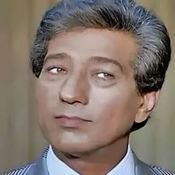 في ذكرى مولده.. لماذا يُعد كرم مطاوع الأكثر تأثيرًا بتاريخ المسرح المصري؟