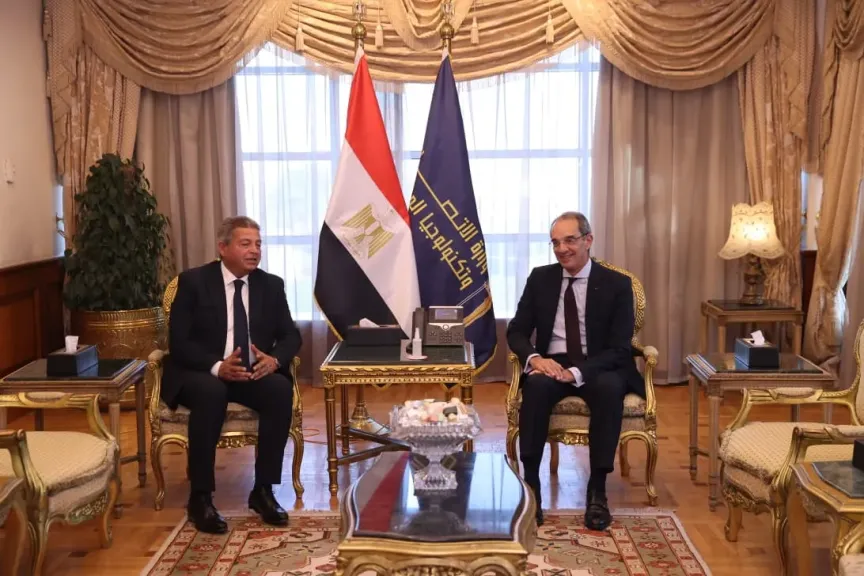 وزير الاتصالات يلتقى رئيس الأعلى للإعلام ويبحثان آفاق التعاون المشترك