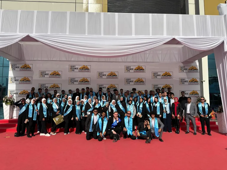 150 طالبًا من بنها الأهلية في قلب “إيديكس 2025”.. جيل جديد يقتحم عالم الصناعات الدفاعية