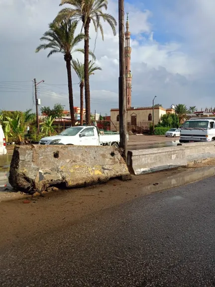 أمطار مفاجئة تضرب القليوبية وتتسبب في زحام على إسكندرية الزراعي