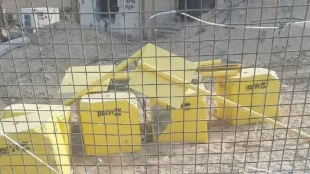 حدود اسرائيل الصفراء في غزة هل تقتل خطة ترامب ؟